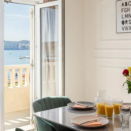 Appartamento By The Sea Seget Donji, - 23134 Traù
