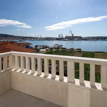 Appartamento By The Sea Seget Donji, - 23134