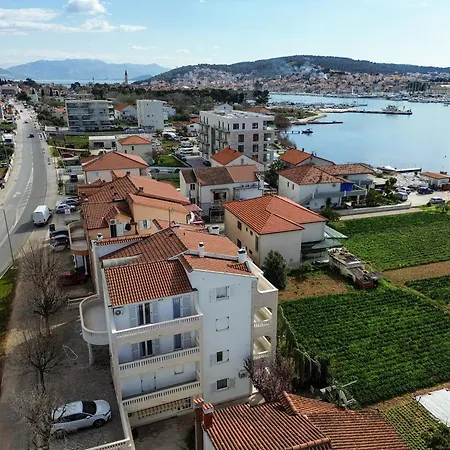 Appartamento By The Sea Seget Donji, - 23134